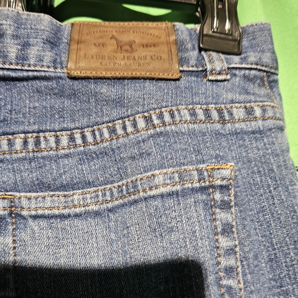 Vintage Ralph Lauren Women's EUC Jeans with Embroidered Detail Size 6P 29 Waist - Picture 3 of 4